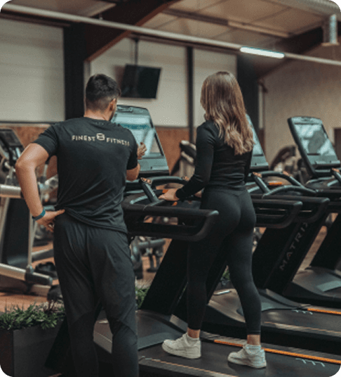 Krafttraining im Studio